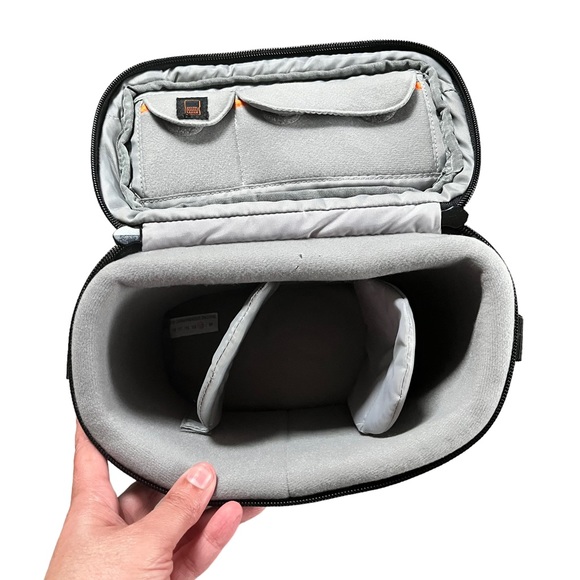 Lowepro Cirrus 120 Top-loading Camera Bag Water Resistant Shock-absorbent DSLR - Picture 3 of 9